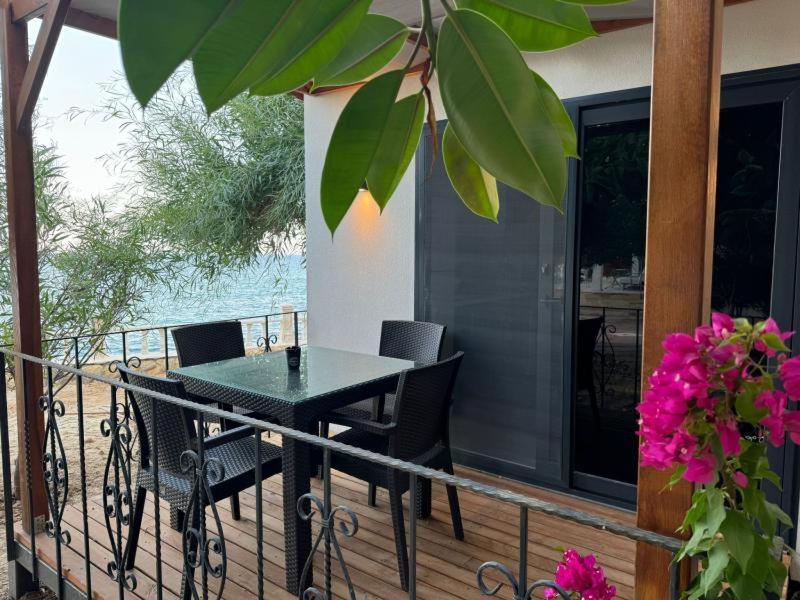 Otelox Ayas Beach Bungalov Erdemli Exterior photo